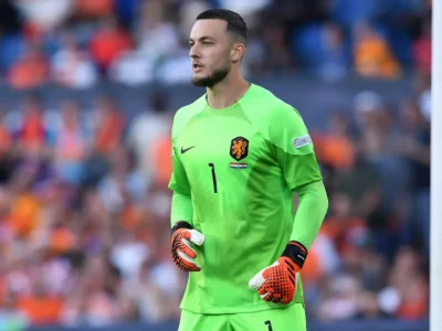 Justin Bijlow: Hành Trình Từ Thần Đồng Feyenoord Đến Thủ Môn Genoa Với Những Chấn Thương Định Mệnh