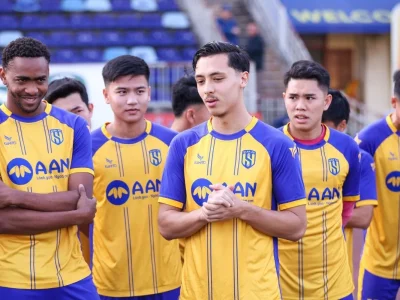 SLNA chính thức trình làng tân binh Việt kiều Pháp, sẵn sàng ‘đại chiến’ với Hà Nội FC