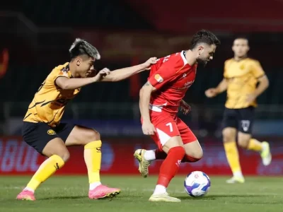 Thanh Hoá Gây Sốc: Đánh Bại CA TP.HCM 2-1 Ngay Trên Sân Thống Nhất Dù Chỉ Có 17 Người!