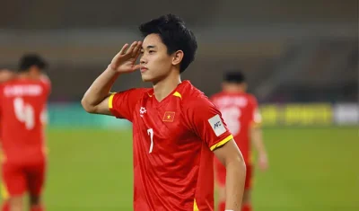 Bom tấn chuyển nhượng: Đình Bắc nhận lời mời 'sốc' từ CLB Trung Quốc đầy tham vọng 1