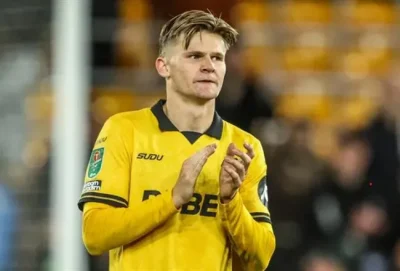 Grimsby vs Wolves: Bầy Sói 'sốc' trước thách thức khó tin ở FA Cup? 1