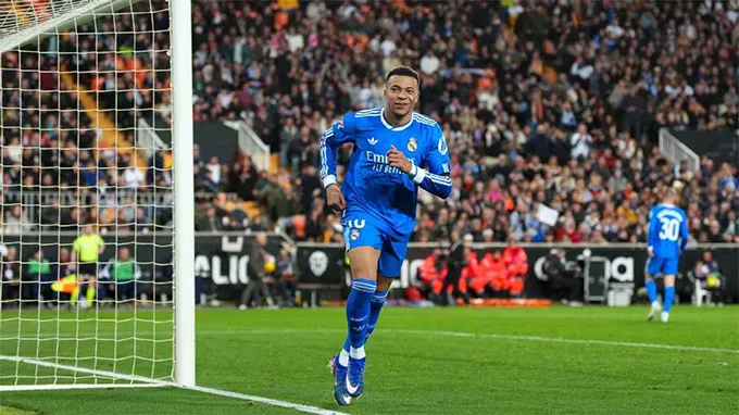 Tin Sốt Dẻo: Mbappe Chính Thức Sẵn Sàng, Real Madrid Rộng Cửa Đại Chiến Với Sociedad